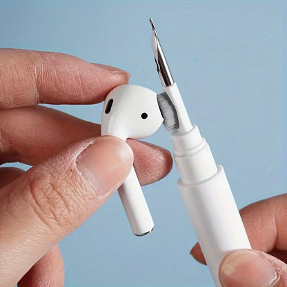 SmartClean™ – 3-in-1 Earbud Cleaner
